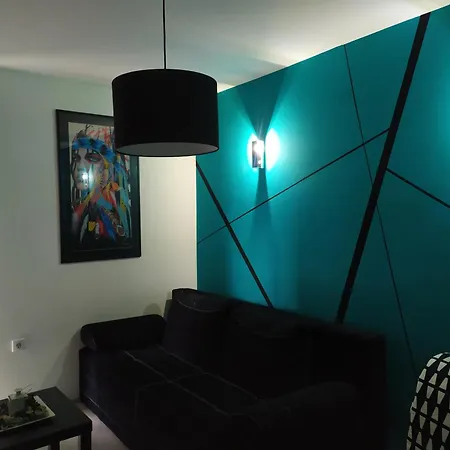 Triangle Apartment Divcibare